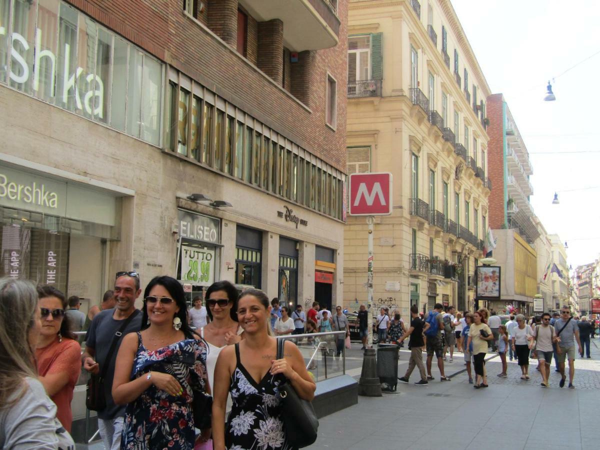 Casa Vacanze La Fenice Νάπολη Εξωτερικό φωτογραφία
